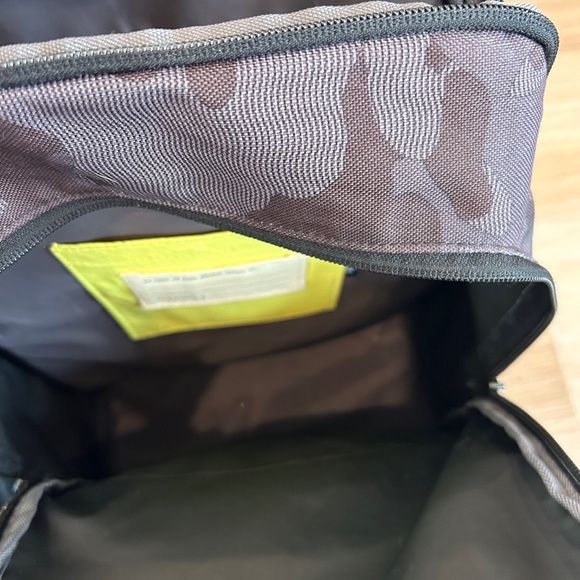 Moleskine Nomad Collection Backpack | 3 Zip Pockets Padded - Picture 12 of 15